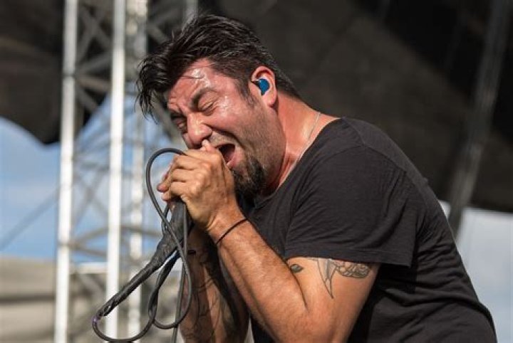 10 Facts About Chino Moreno & Deftones [2023]
