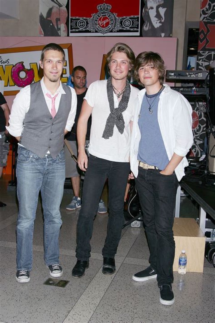 20 Pics Of Taylor Hanson And His Kids That Make Us Swoon Every Time