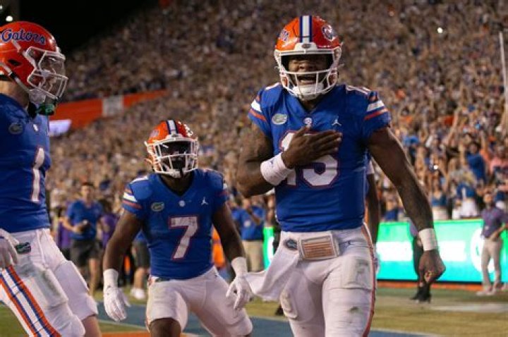 2023 NFL mock draft Las Vegas Raiders select cornerback Christian