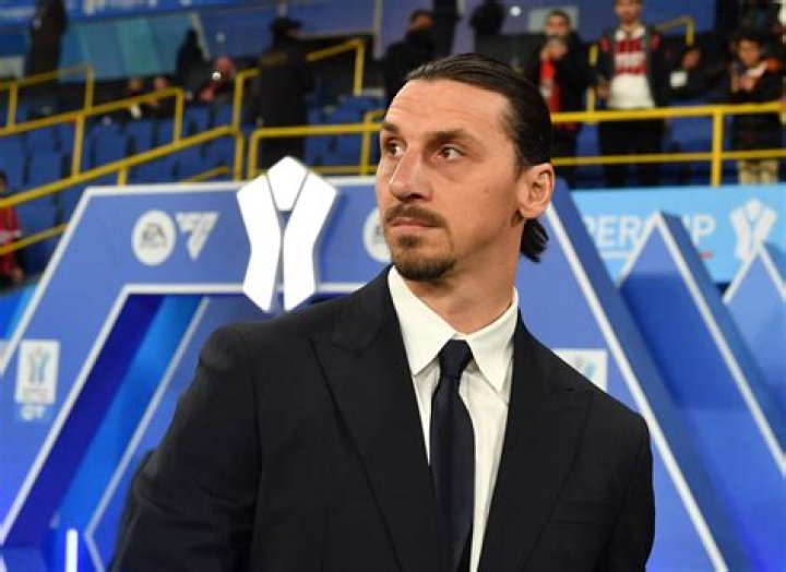 267 best Zlatan Ibrahimovic images on Pinterest Futbol, Football and