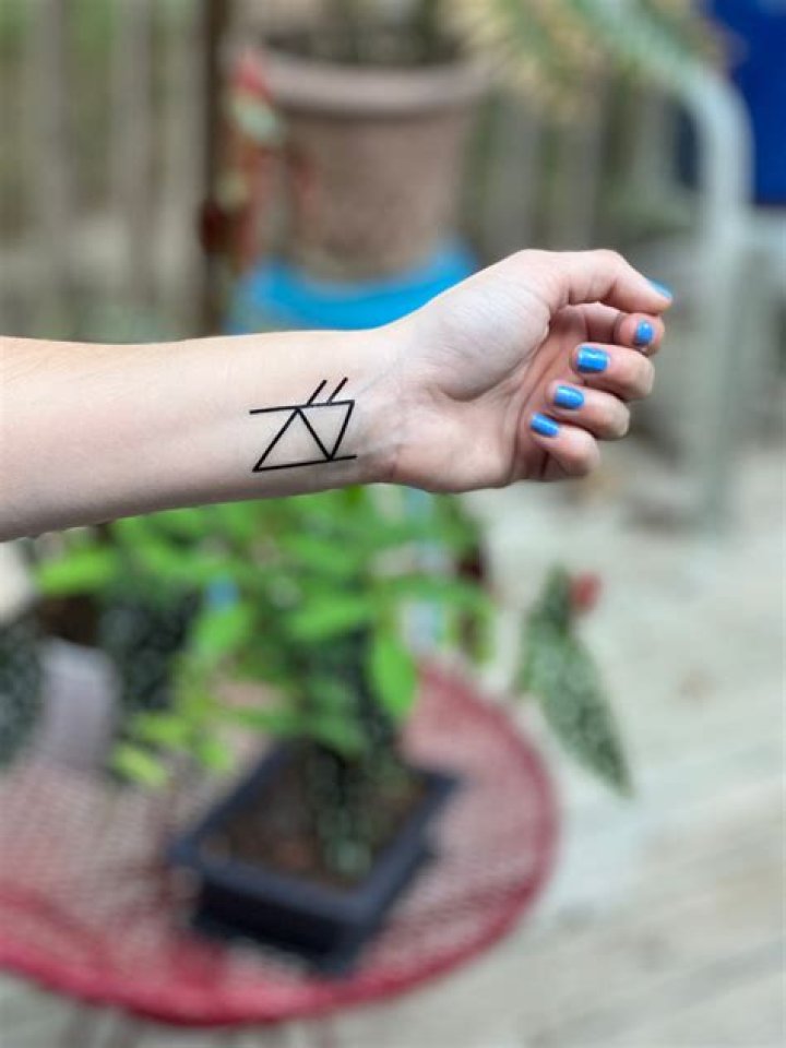 40 Symbol Tattoos Tattoofanblog