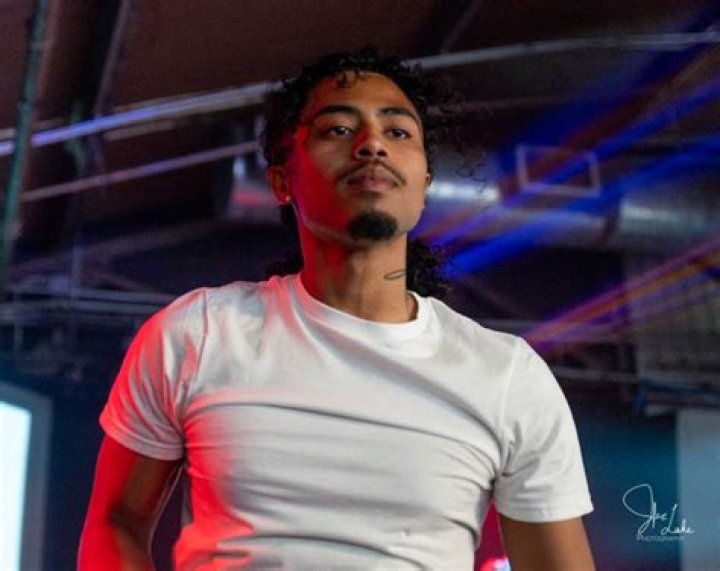Aaron May (Rapper) BioWiki, Age, Married, Family, Girlfriend, Net Worth