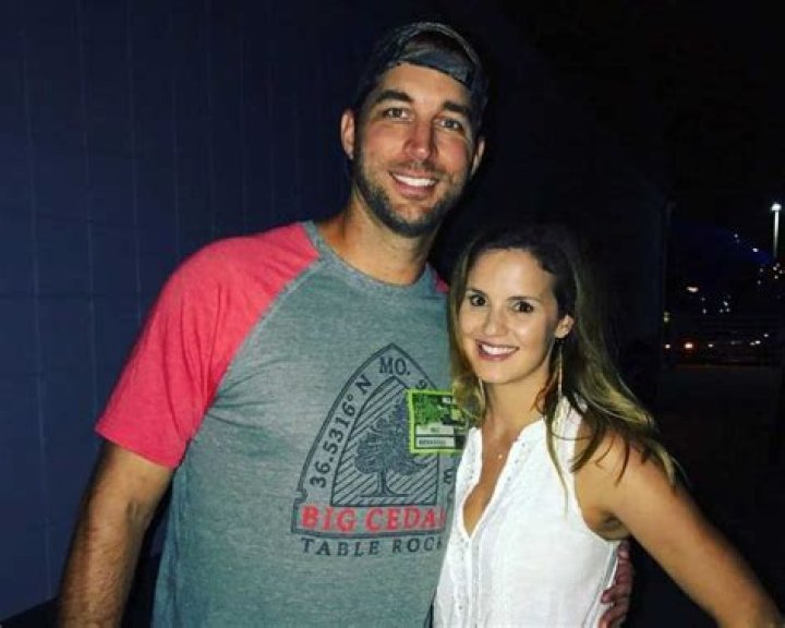 Adam Wainwright and his wife look awesome for the MakeAWish Roaring