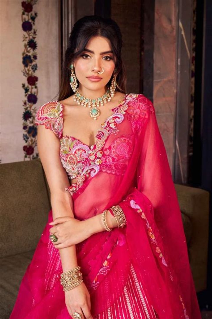 Aditi Hundia Beautiful Indian Model Age, Height, Boyfriend