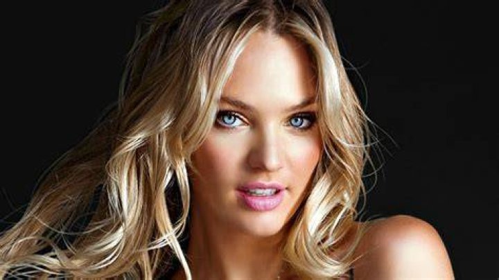 Age, Net Worth, Boyfriend, Height, Religion