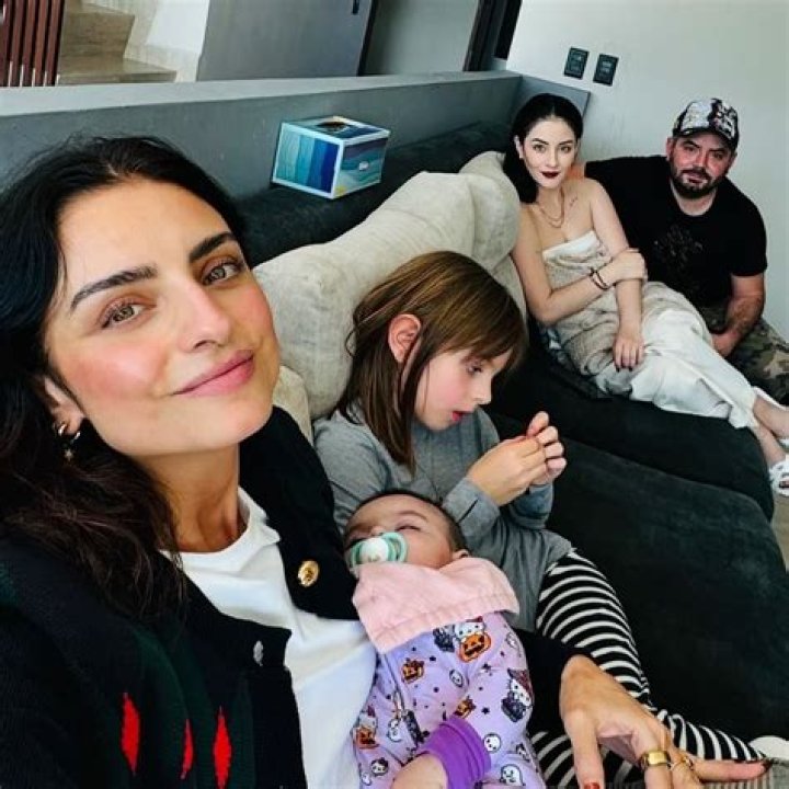 Aislinn Derbez's little sister Aitana made her want to be a mom