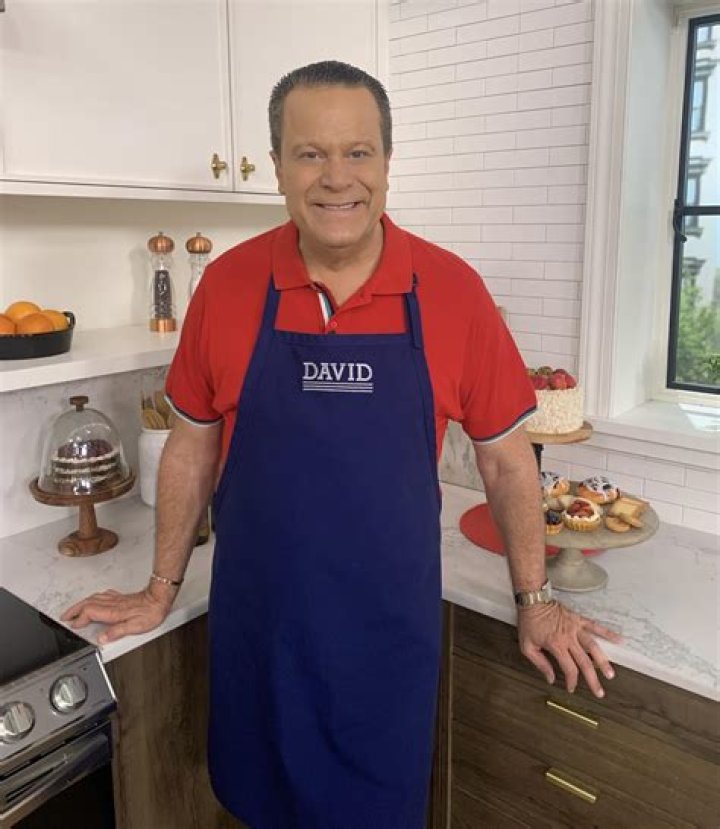 Alberti Popaj Bio, Wiki, Age, Height, Parents, Partner, QVC, Salary, and Net Worth