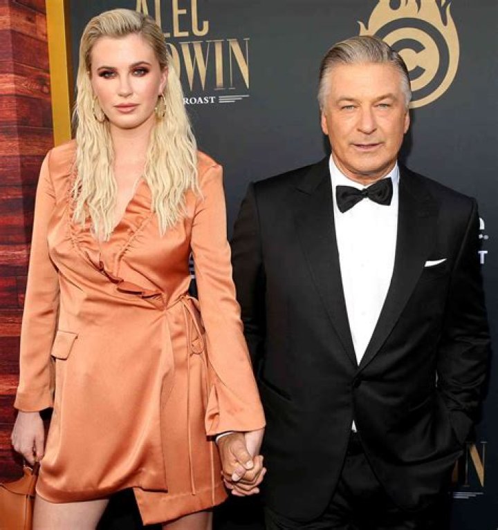 Alec Baldwin Net Worth & Bio/Wiki 2018 Facts Which You Must To Know!