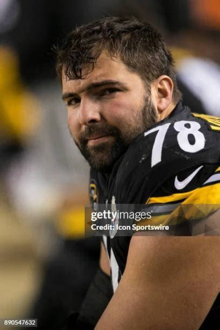 Alejandro Villanueva Height, Weight, Age, Wife, Biography & More 2 Alejandro Villanueva American Footballer