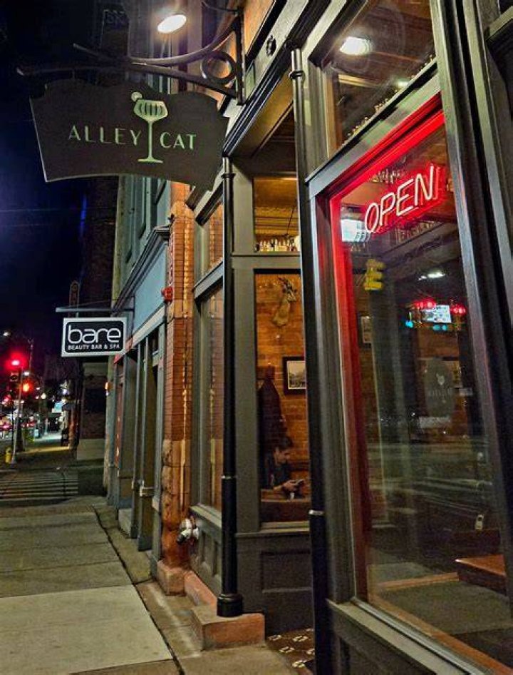 ALLEY CAT BAR & GRILL 871 Broadway Ave, Bowling Green, Kentucky