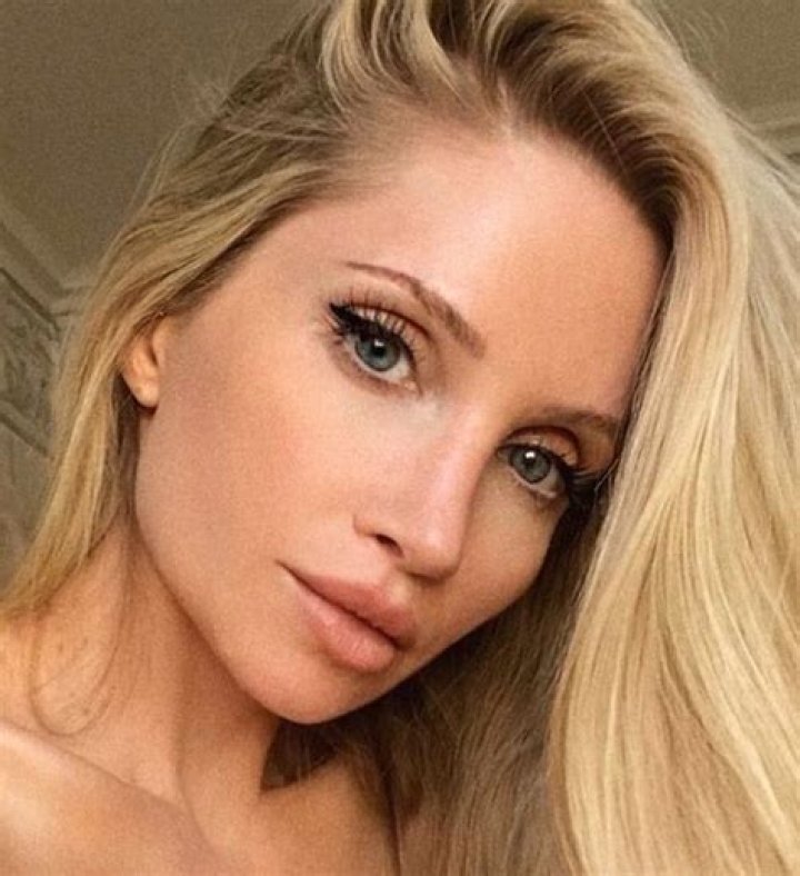 Amanda Elise Lee's Workout Routine Dr Workout