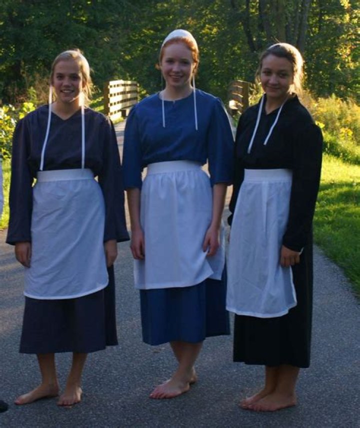 Amish Woman&rsquo;s Outfit Costume The Amish Clothesline
