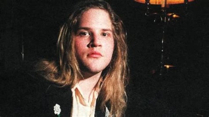 Andrew Wood |