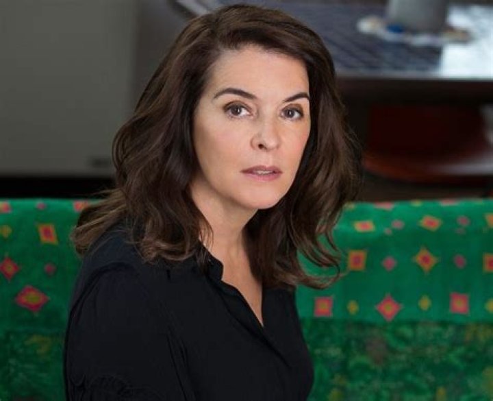 Annabella Sciorra Wiki, Bio, Age, Net Worth, and Other Facts Facts Five