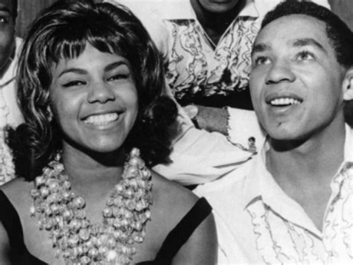 Any info on Smokey Robinson? Lipstick Alley