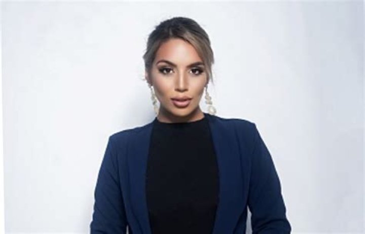 Ara Queen Bae How the Model/Artist became Successful After Got Bullying