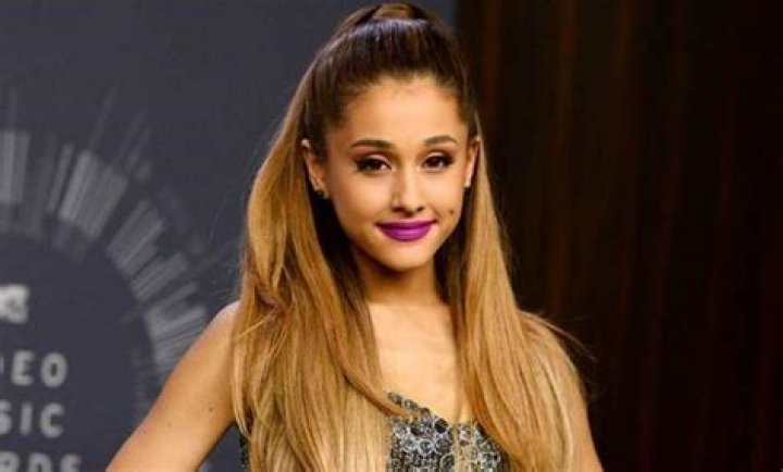 Ariana Grande is not Latino or black! Slaylebrity