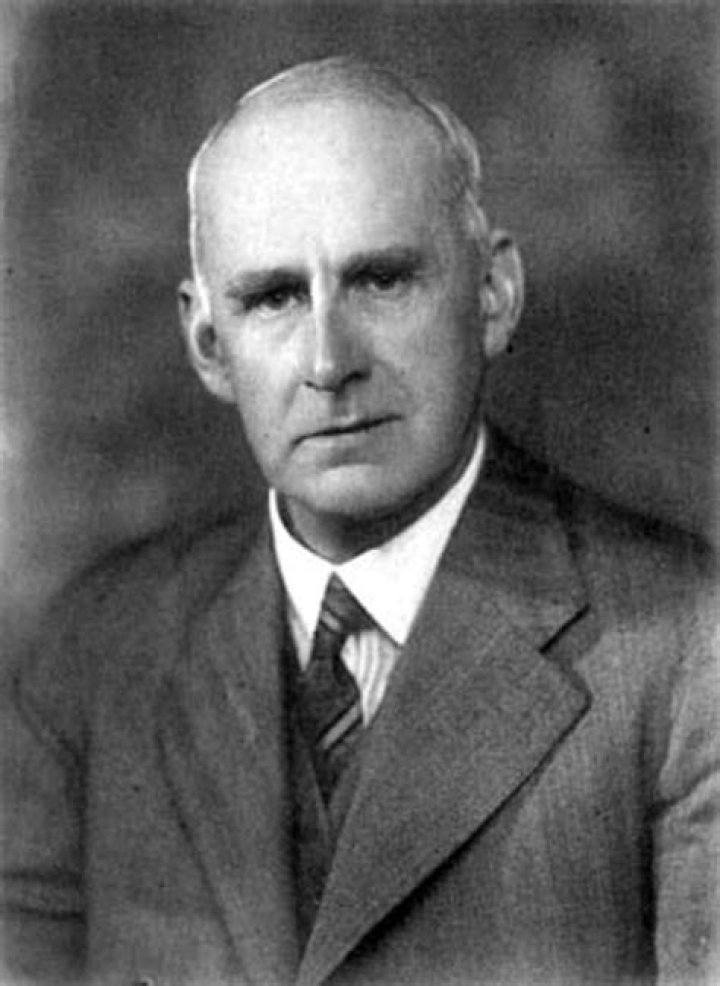 Arthur Eddington