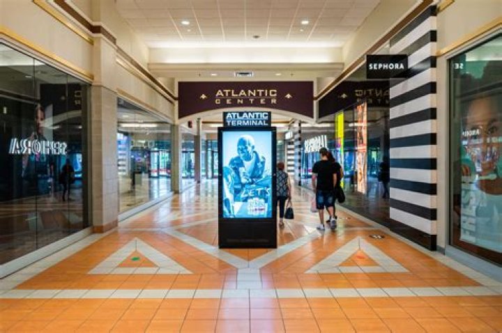 Atlantic Terminal Mall Plaza Downtown Brooklyn