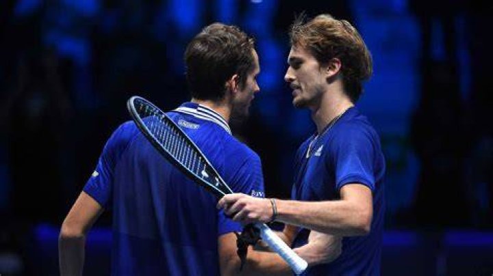 ATP Paris Bercy Final: Alexander Zverev vs Daniil Medvedev Preview, Head-to-Head, and Prediction for