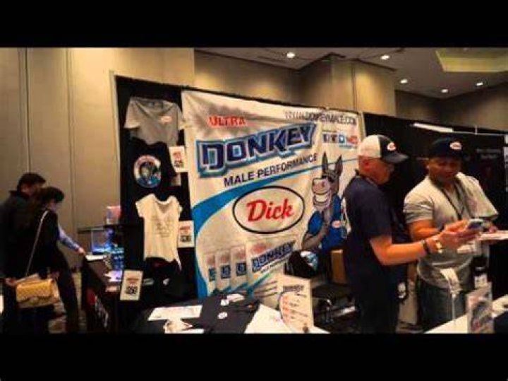 AVN Adult Entertainment Expo 2015 Day 4 (Page 15 of 19) FOB Productions