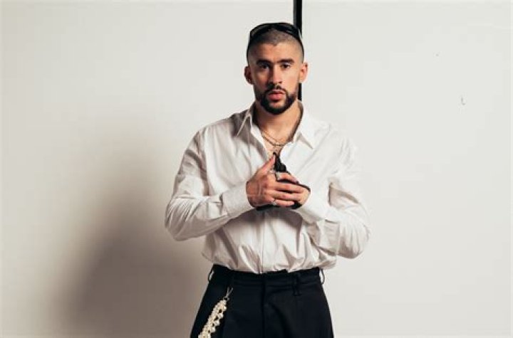 Bad Bunny Height, Background, Career, Net Worth, Girlfriend Naija