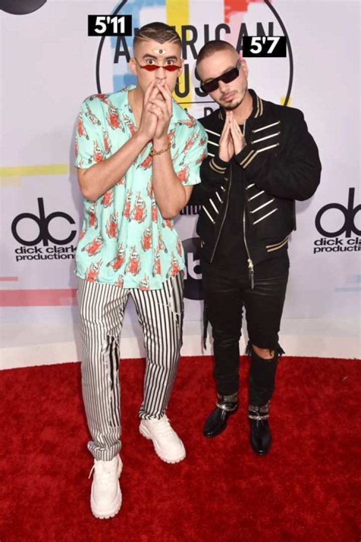 Bad Bunny Height (With Visual Comparison) Heartafact