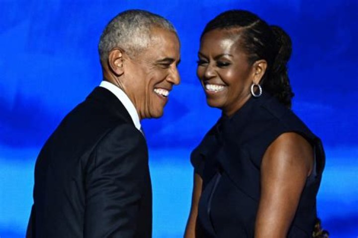 Barack Obama f&ecirc;te l'anniversaire de Michelle avec une photo de jeunesse
