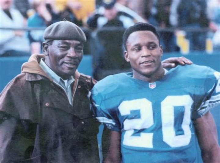 Barry Sanders Girlfriend Is He Dating Anyone After Divorce?
