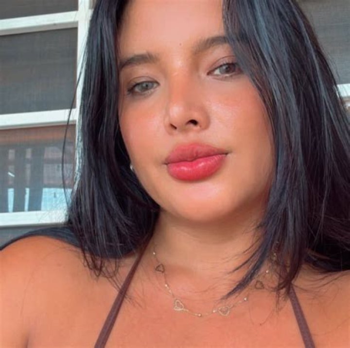 Beautiful Alejandra Quiroz hot New video live alejandra