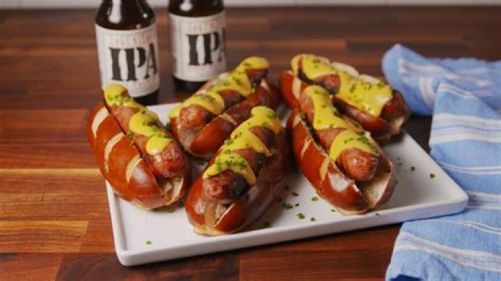 Beer Cheese Brats Recipe Grilling recipes, Cooking recipes, Smoking