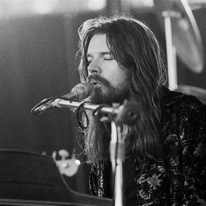 Bob Seger announces his farewell tour. Get all the information you need