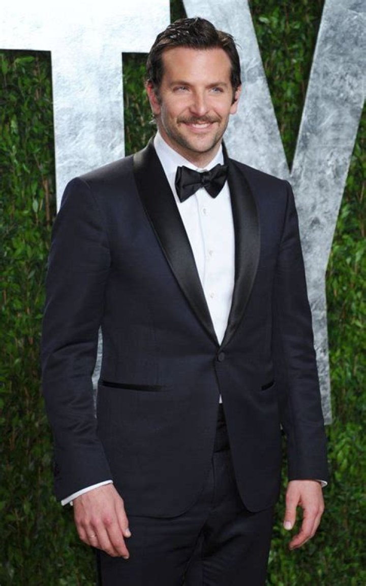 Bradley Cooper Groom tuxedo black, Party suit for man, Tuxedo for men