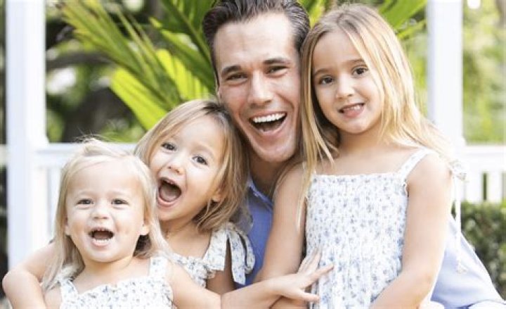 Brady Quinn Family, Spouse, Children, Dating, Net Worth, Nationality