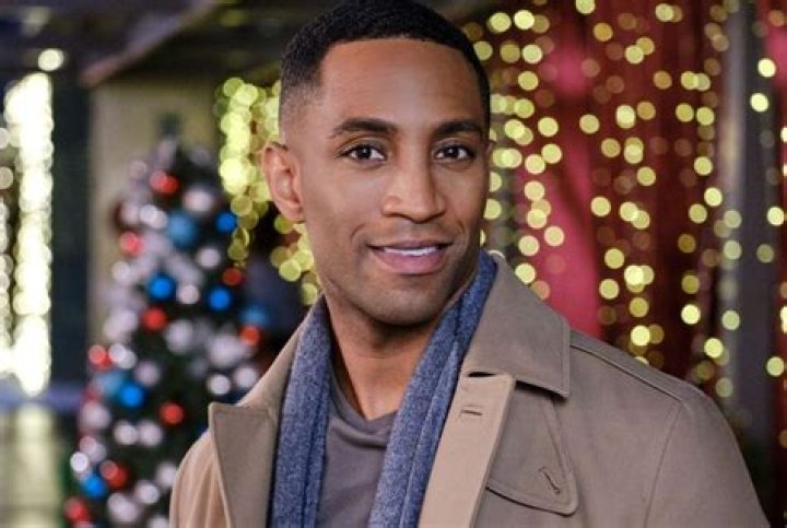 Brooks Darnell talks about one of his favorite holiday activities