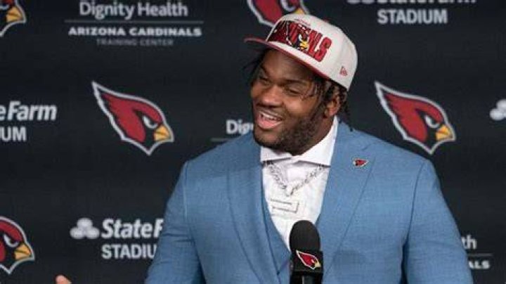 Cardinals rookie OL Paris Johnson's charitable work a family affair