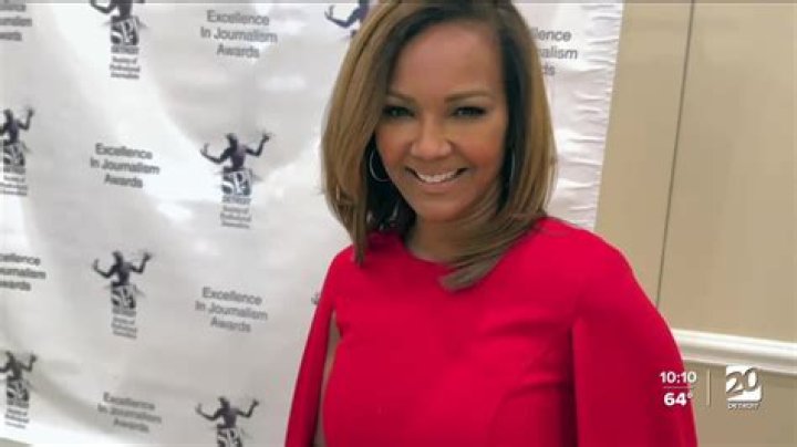 Carolyn Clifford Wxyz Bio Wiki Age Height Husband