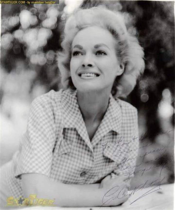 CeCe Whitney autograph collection entry at StarTiger