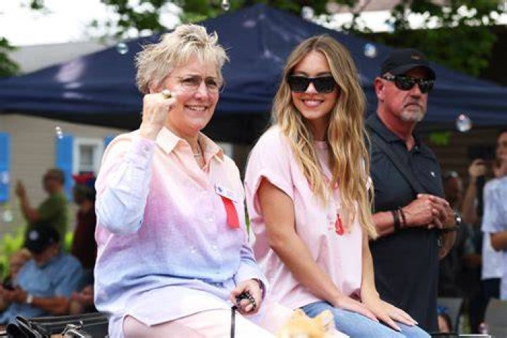 Childhood Pic of Cristy West with mother Chantal Lambert