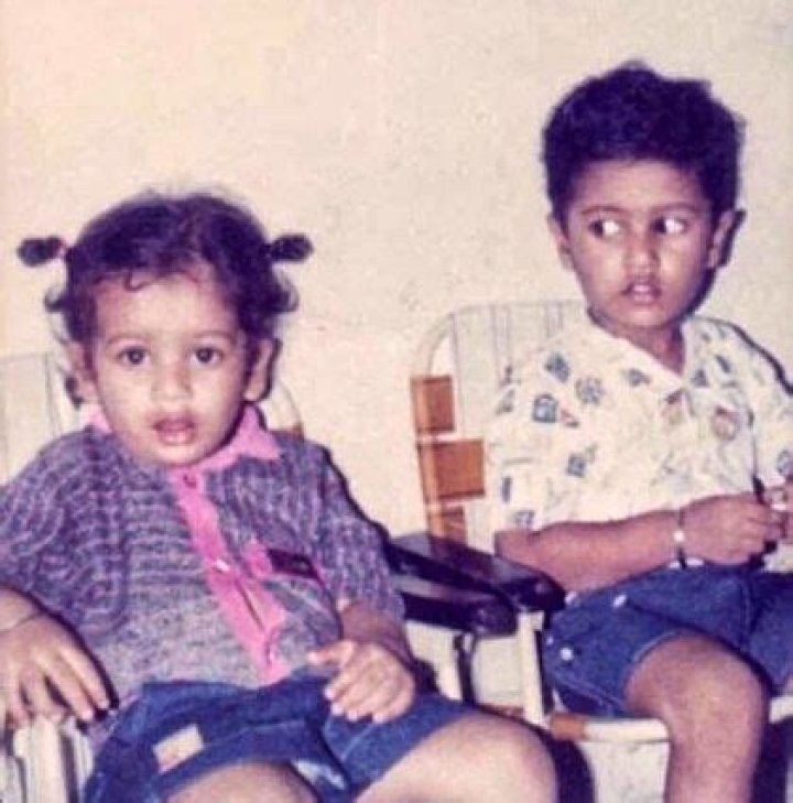 childhood picture of Sunny Kaushal with his brother Vicky Kaushal
