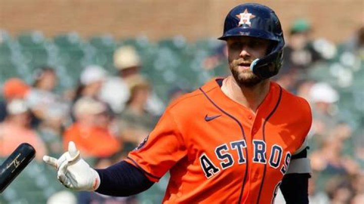Christian Walker's Renewal DBacks' 1B/DH Alignment Diamond Digest
