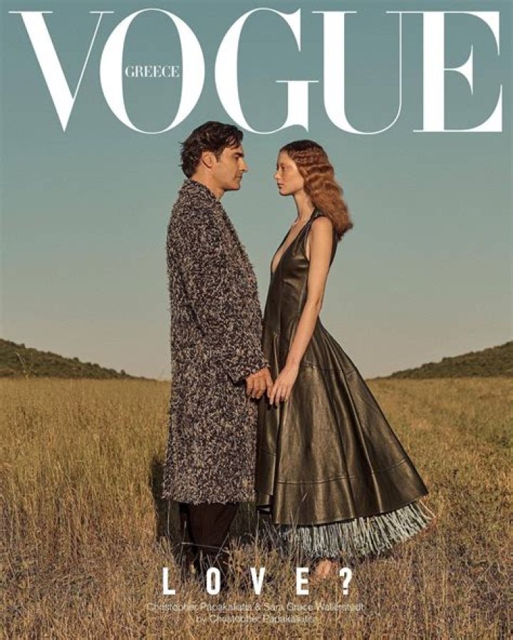 Christopher Papakaliatis y Sara Grace Wallerstedt un amor al natural