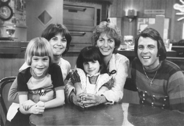 Cindy Williams children Who are Zachary and Emily Hudson? Opoyi