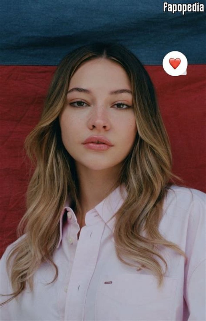 Claire Grimes / clairegrimes Nude, OnlyFans Leaks, Fappening