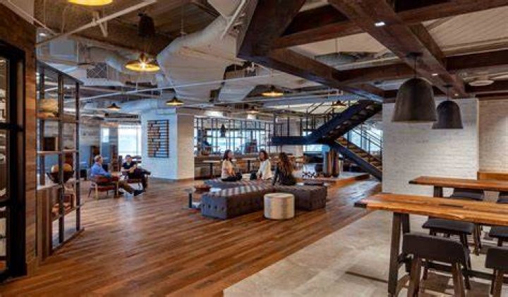 Club Starlets Corporate Office Headquarters Phone Number & Address