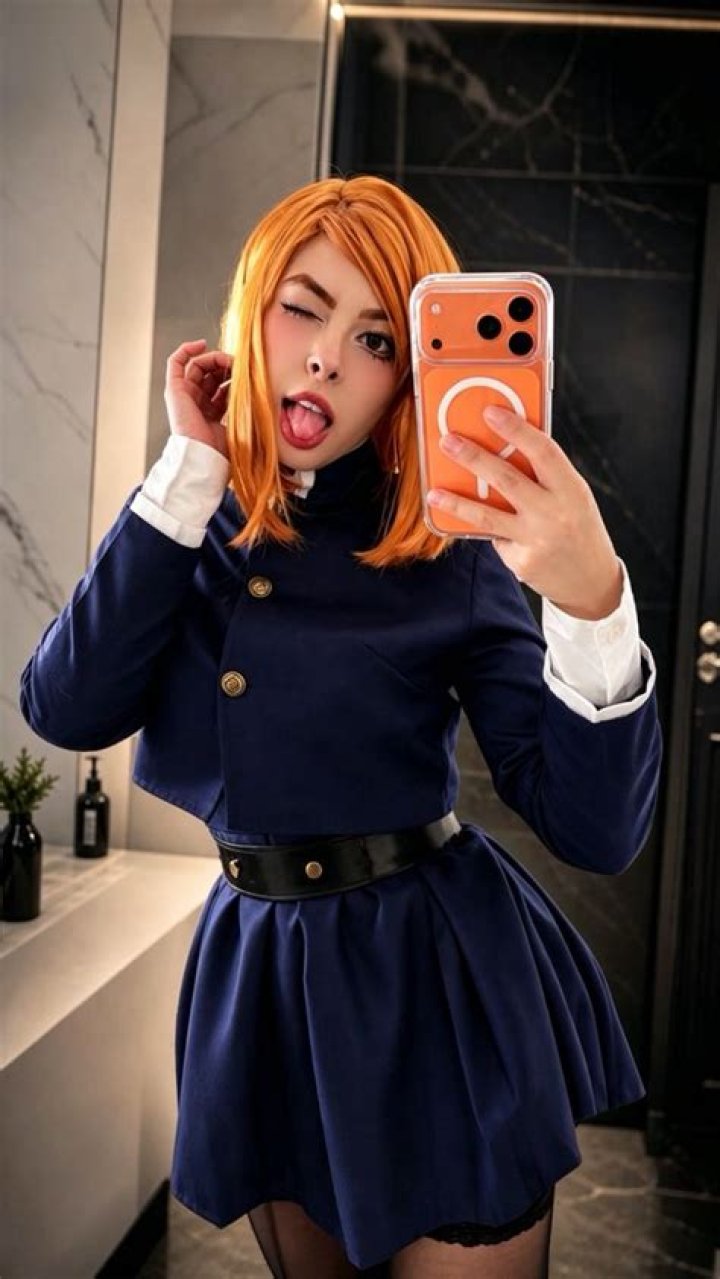 Cosvickye's OnlyFans Leak: Unauthorized Content Exposed