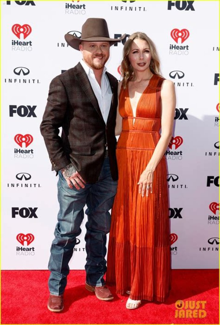 Country Star Cody Johnson Brings Wife Brandi to iHeartRadio Music