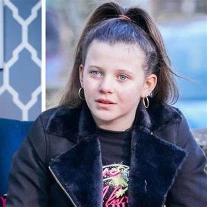 CrazyCae (TikTok Star) - Age, Birthday, Bio, Facts, Family, Net Worth, Height & More