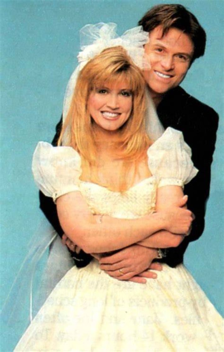 Crystal Bernard Married, Bio, Husband, Age, Children, Salary, Net Worth
