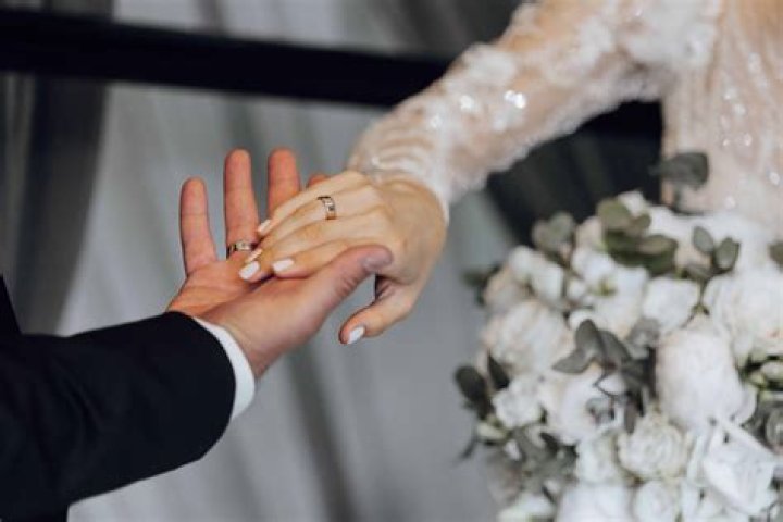 Current Marriage, Carmelo-maika